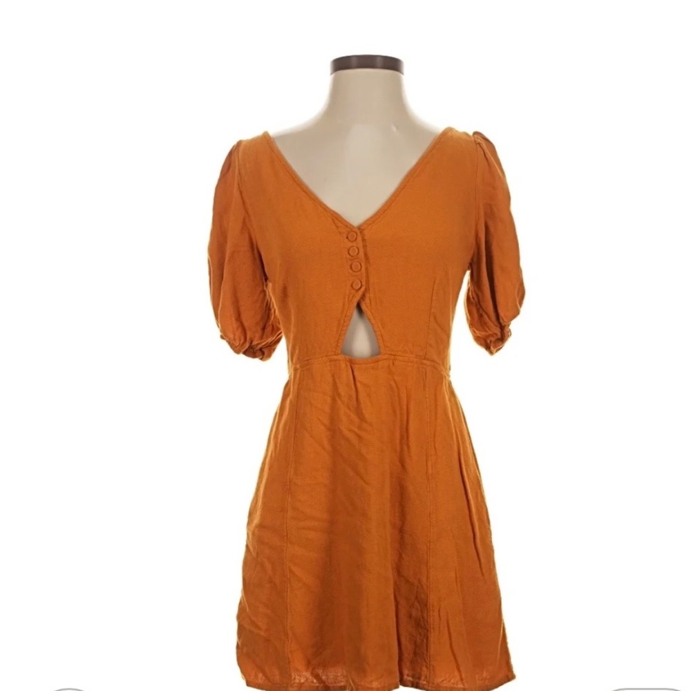 Gold key hole dress